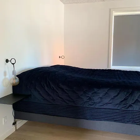 Nyistandsat Stuelejlighed I Midtby Ribe